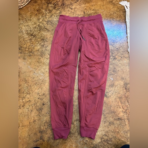Lululemon Red Merlot Mid-Rise Dance Studio Jogger - Picture 3 of 5